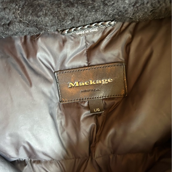 Mackage Women’s Down filled Navy Blue Jacket - Picture 5 of 9